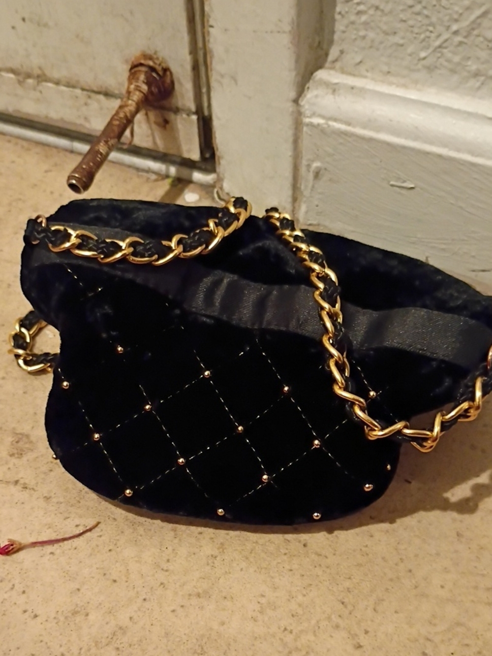 Black Quilted Velvet Shoulder Bag with Gold Chain